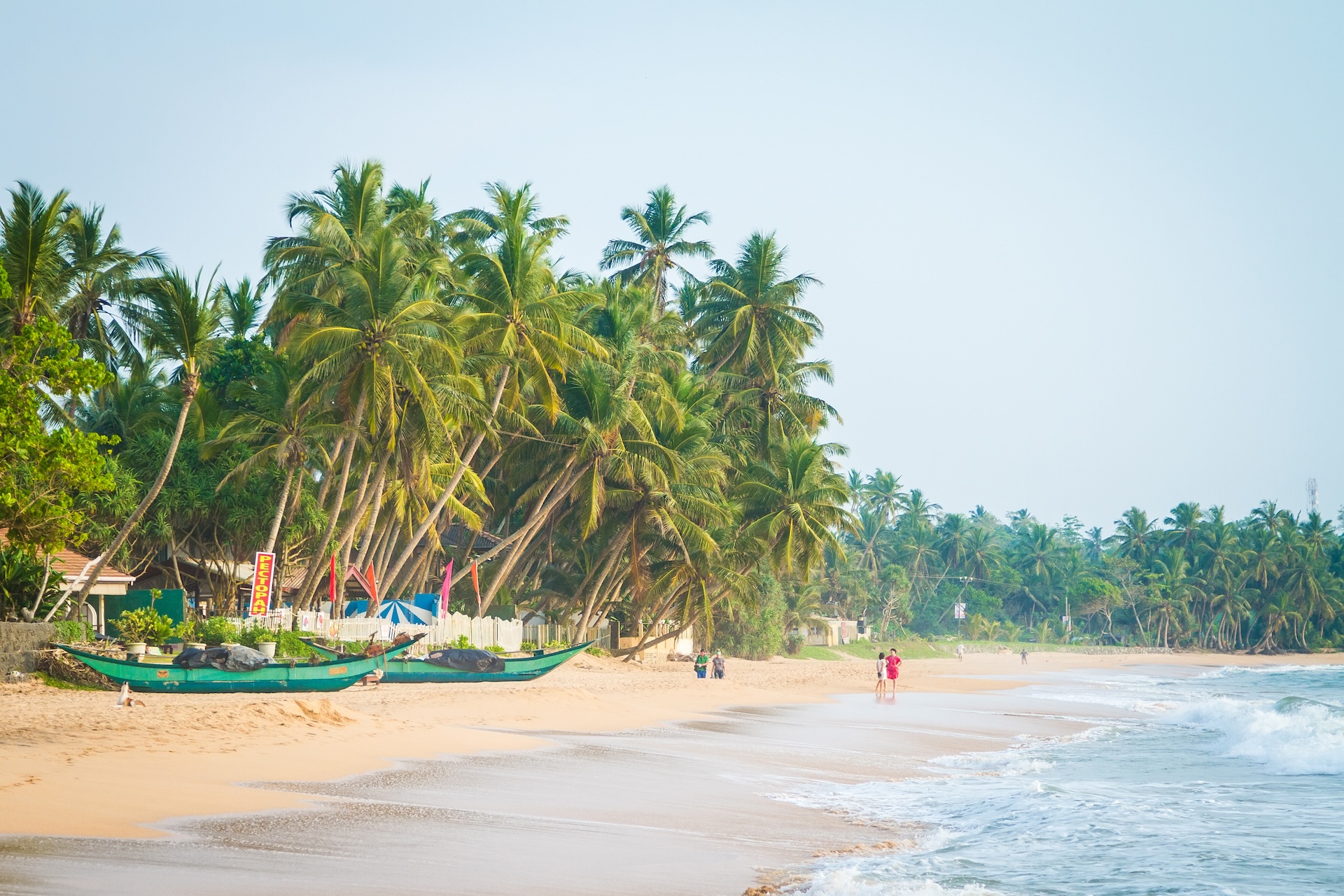 Bentota beach by Andrei Pozharskiy